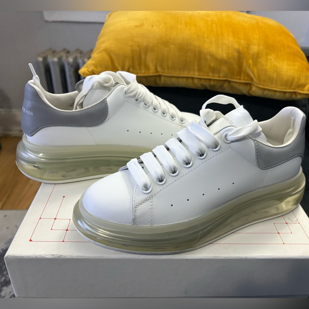 New Alexander McQueen Women’s Oversized White Clear Sole size 8